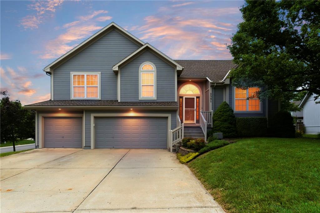 Photo of 2301 SW Tracker Lane