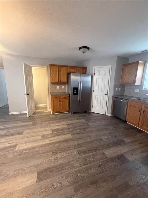 Photo 5 of 314 NE Coldwater Creek Drive