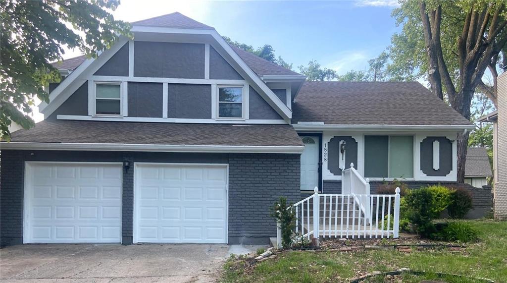Photo of 1828 E Mohawk Drive