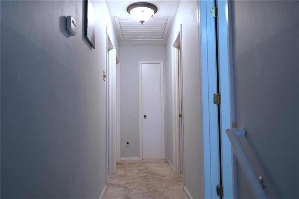 Photo 6 of 1828 E Mohawk Drive