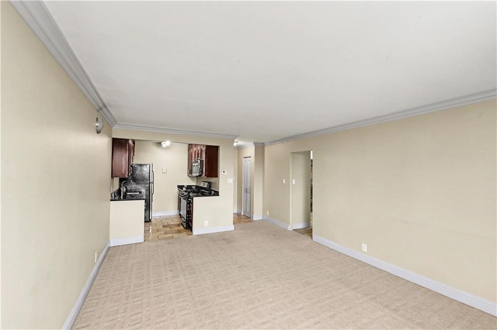 Photo 4 of 700 E 8th Street #9N