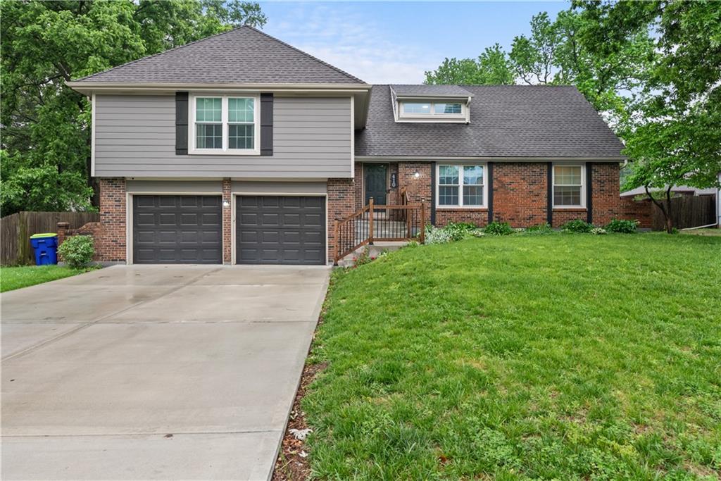 Photo of 410 SE RICHARDSON Place