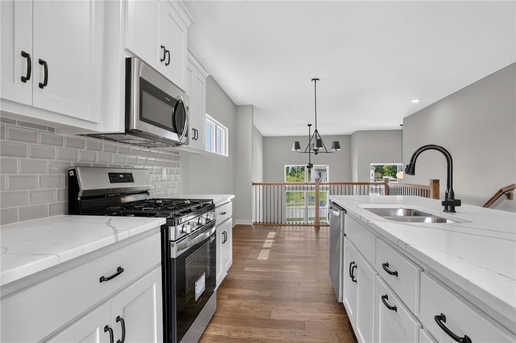 Photo 6 of 16268 Giorgia Street