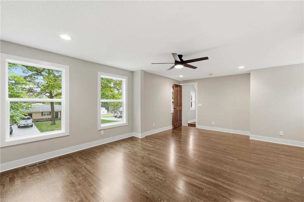 Photo 7 of 7744 Grand Avenue