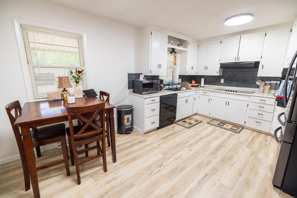 Photo 6 of 514 E Green Street