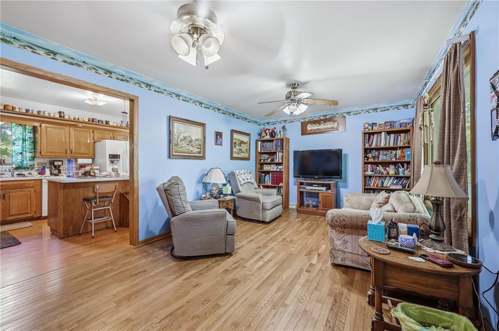 Photo 5 of 16614 S Hadsell Road
