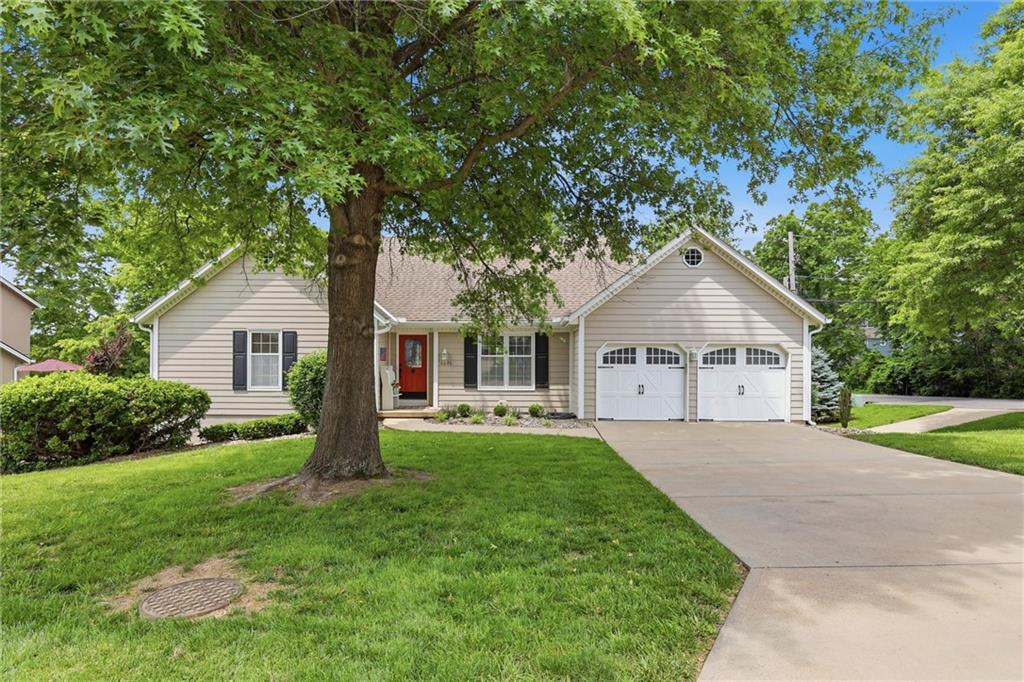 Photo of 6626 Oak Ridge Drive