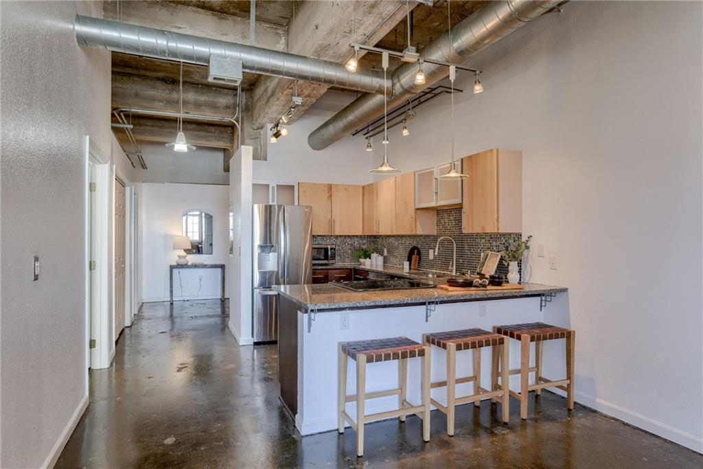 Photo 7 of 321 W 7th Street #306