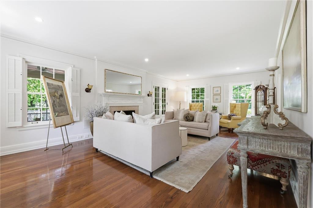 Photo 6 of 1217 W 58th Street