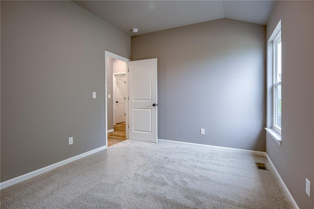 Photo 5 of 12423 S Redwood Street