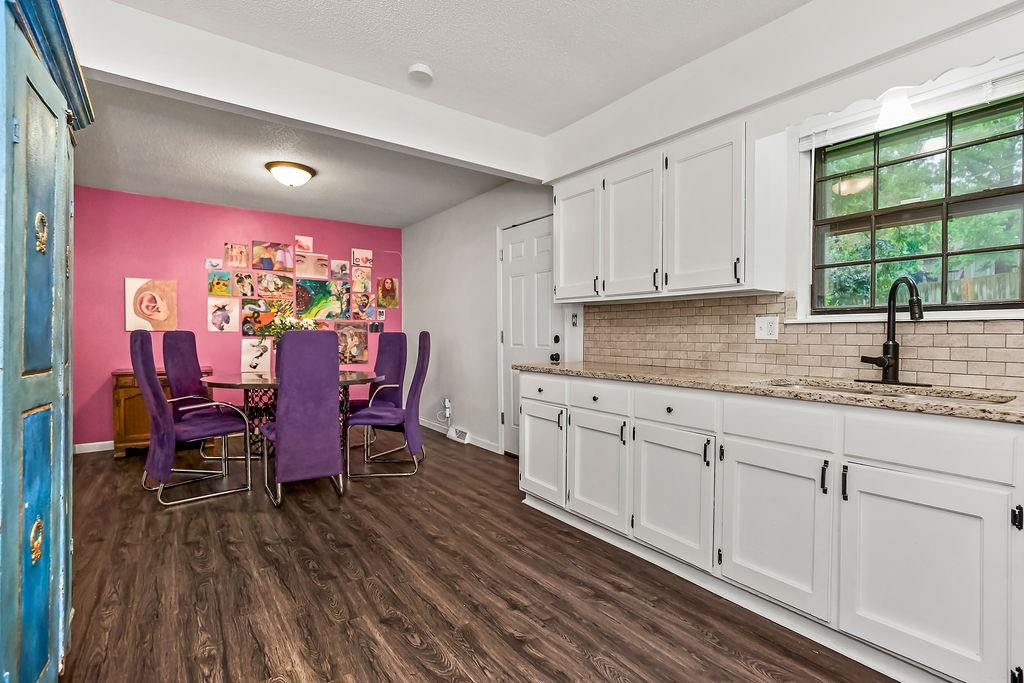 Photo 7 of 4008 S Colonial Drive