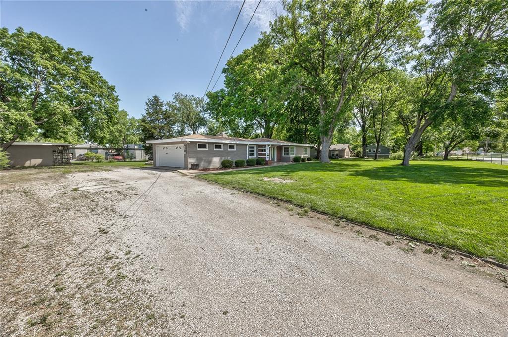 Photo 2 of 9316 W 80th Street