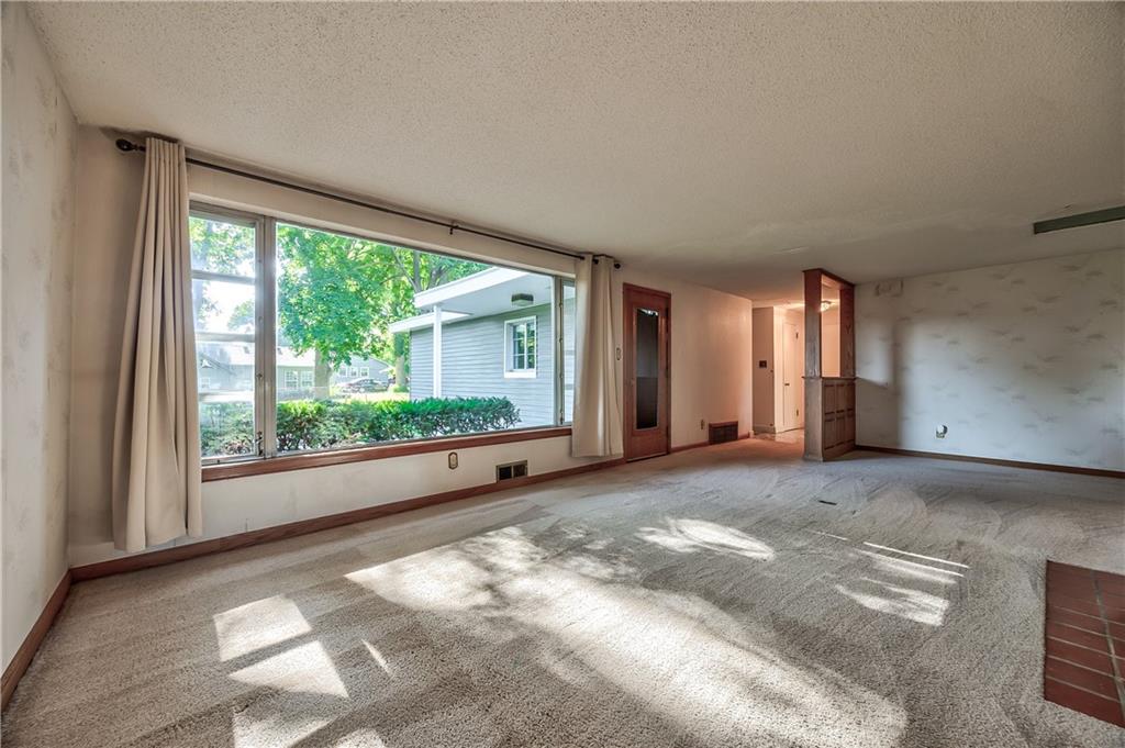 Photo 5 of 9316 W 80th Street