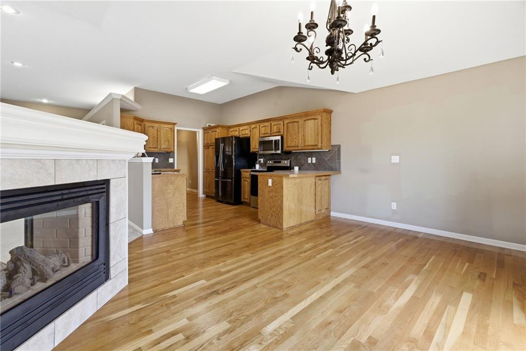 Photo 7 of 113 N Cedar Hills Street