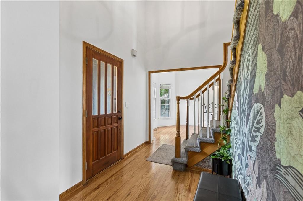 Photo 4 of 12823 Perry Street