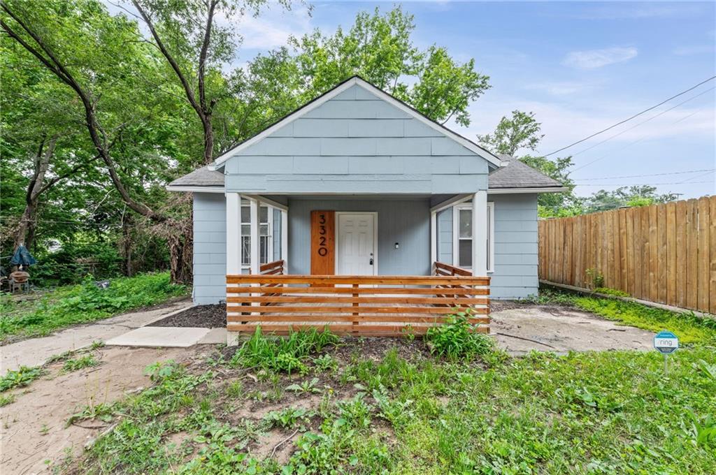 Photo of 3320 Spruce Avenue