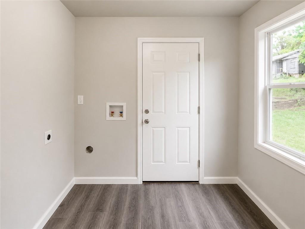Photo 7 of 6120 Elmwood Avenue