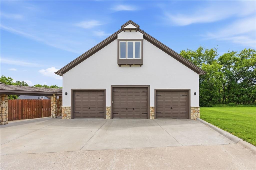 Photo 7 of 219 Brookside Drive