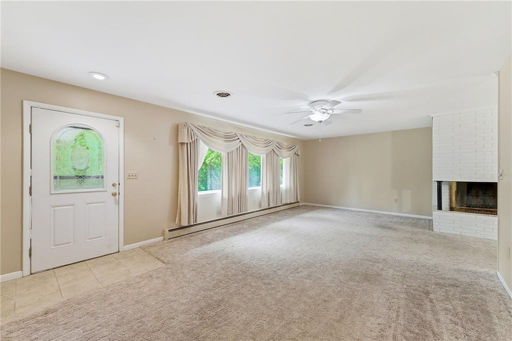 Photo 6 of 711 W Montgomery Street