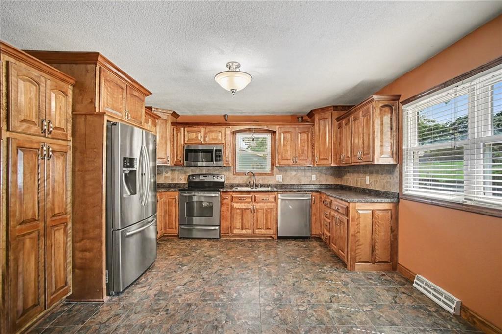 Photo 7 of 5808 Pleasant Avenue