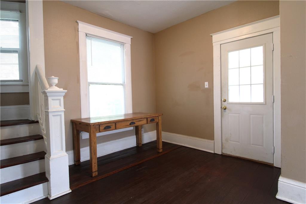 Photo 5 of 702 McDonald Street