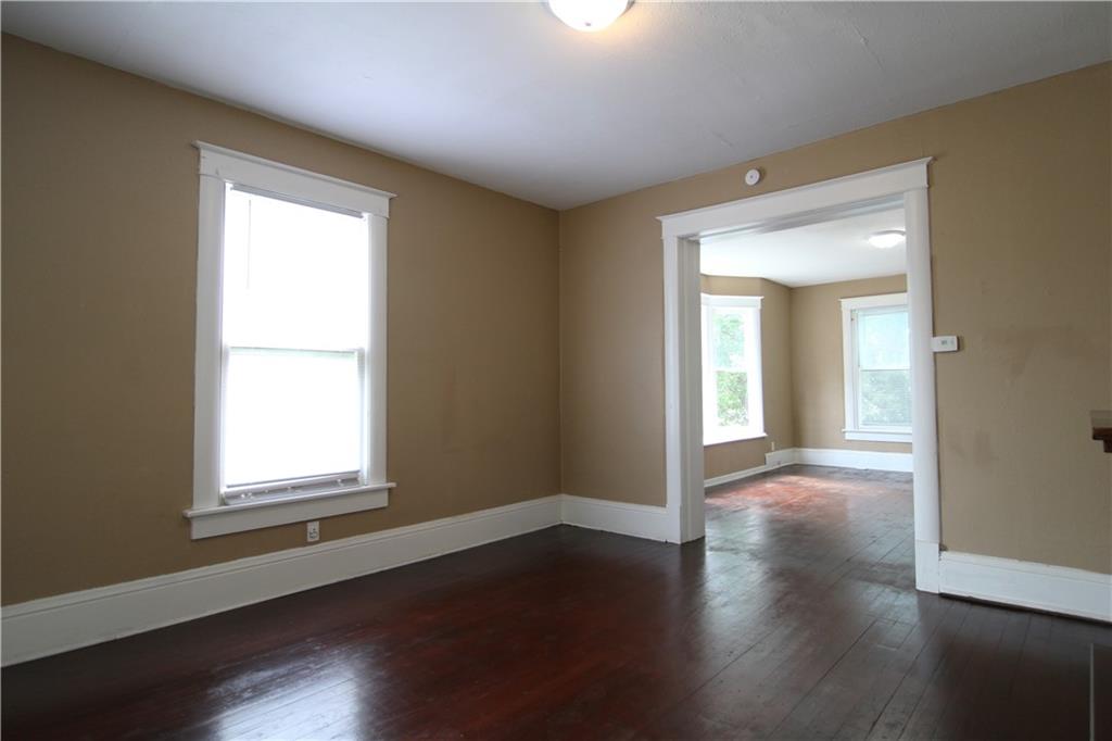 Photo 7 of 702 McDonald Street
