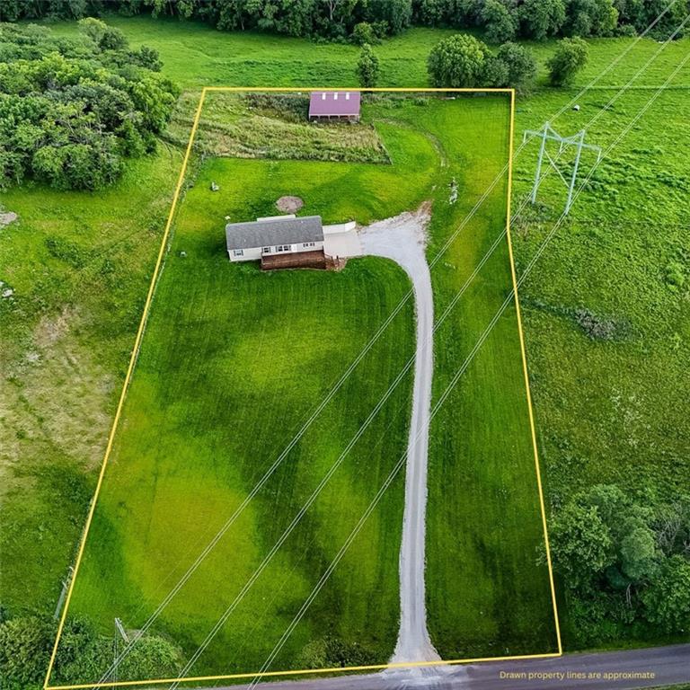 Photo 4 of 130 SE Sparta Road