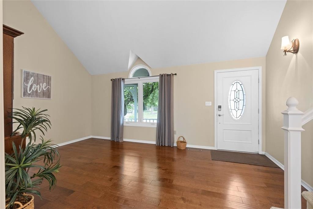 Photo 7 of 2112 NE Springbrook Street