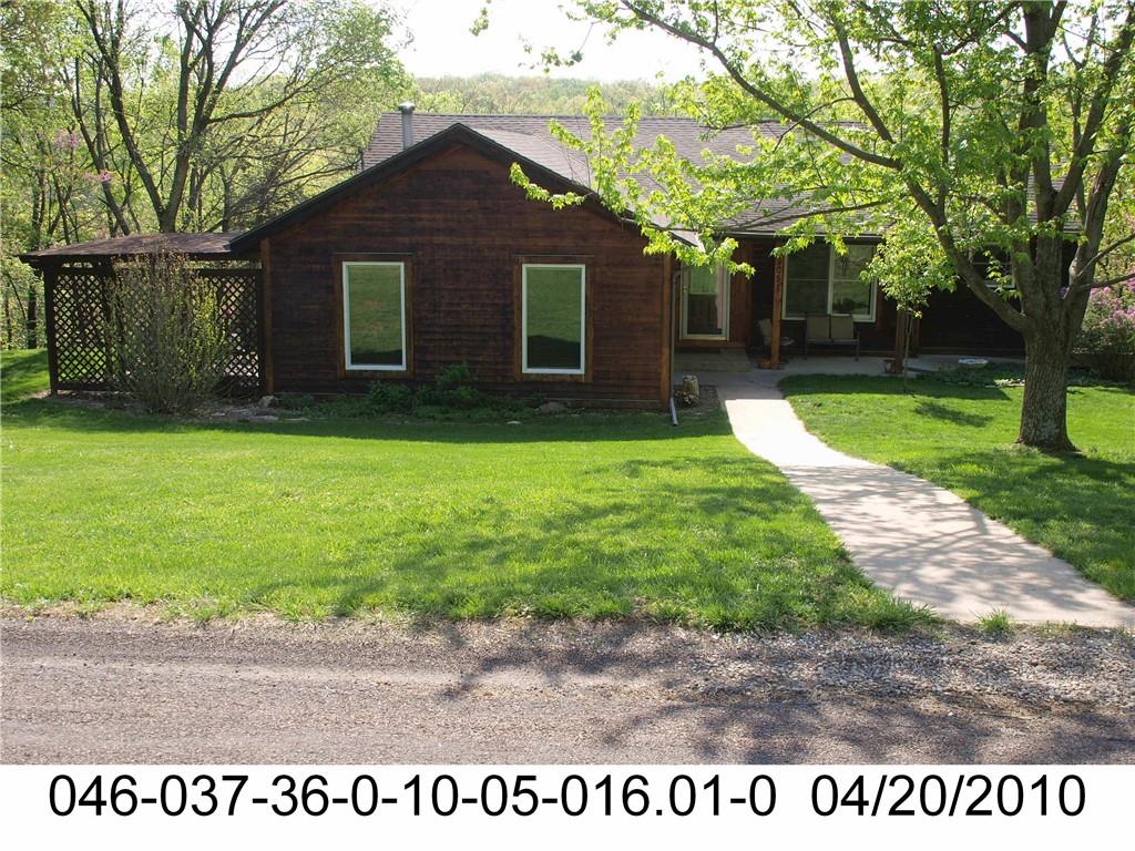 Photo of 9051 HILLVIEW Drive in De Soto, KS