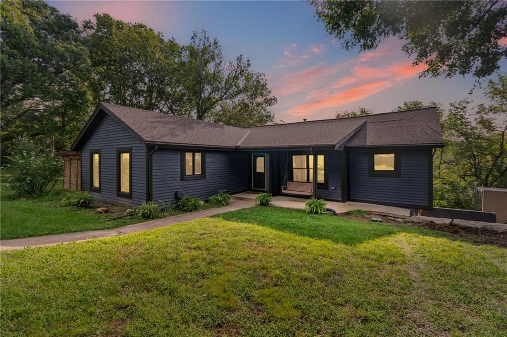 Photo 2 of 9051 HILLVIEW Drive