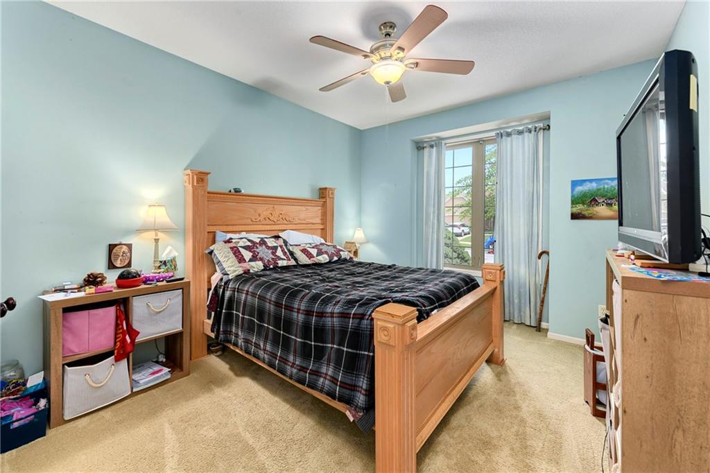Photo 7 of 29374 Rockwood Avenue