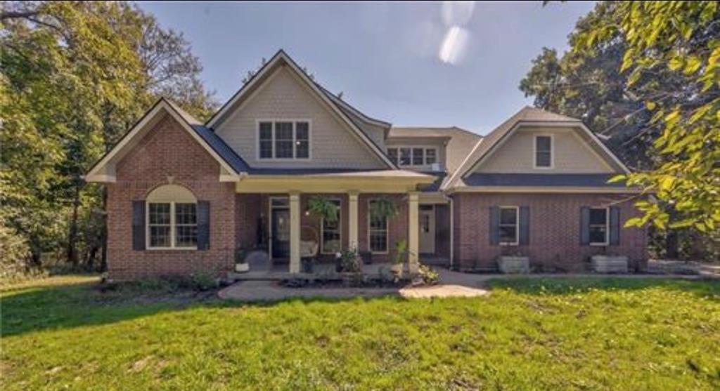Photo of 417 NW 1851 Road