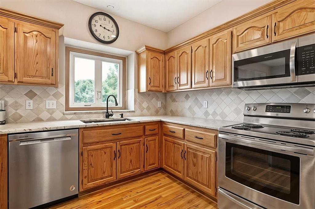 Photo 6 of 8623 N Richmond Avenue