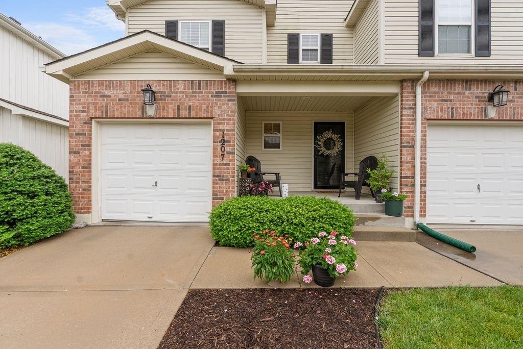 Photo of 1207 SW Arborway Drive