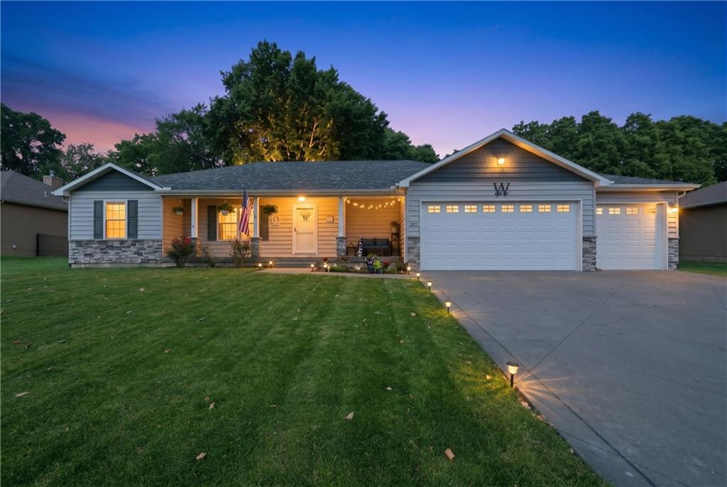Photo of 302 S Peach Tree Avenue