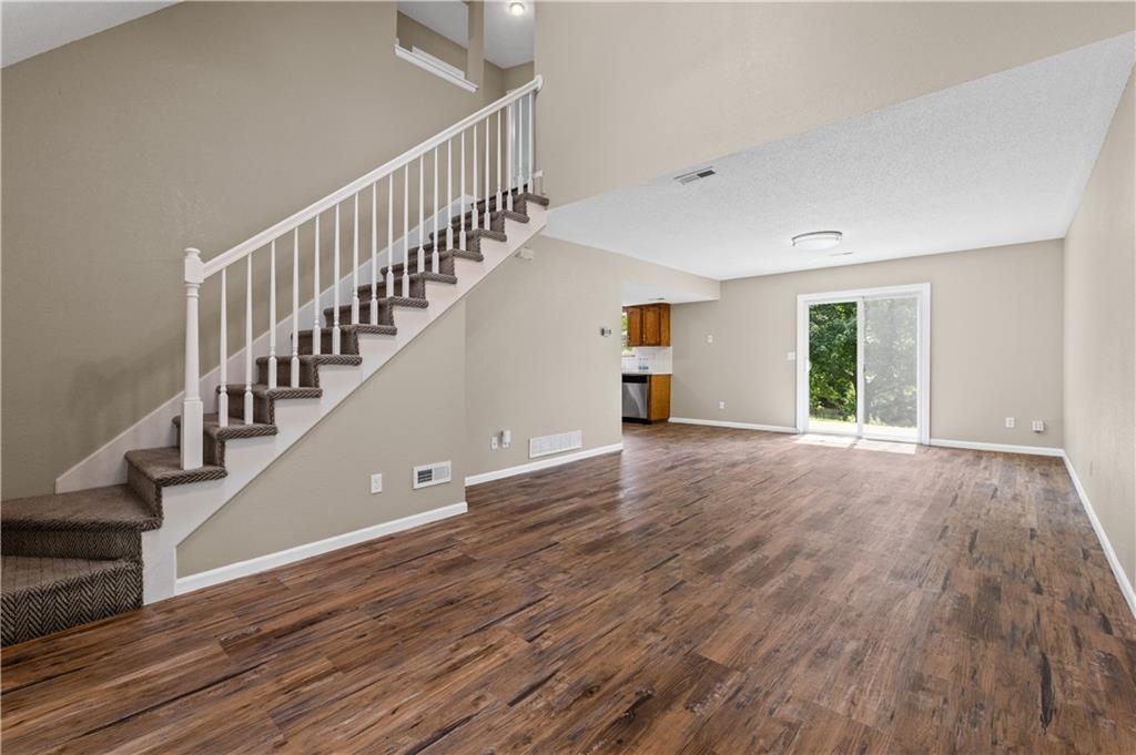 Photo 6 of 760 Spring Circle