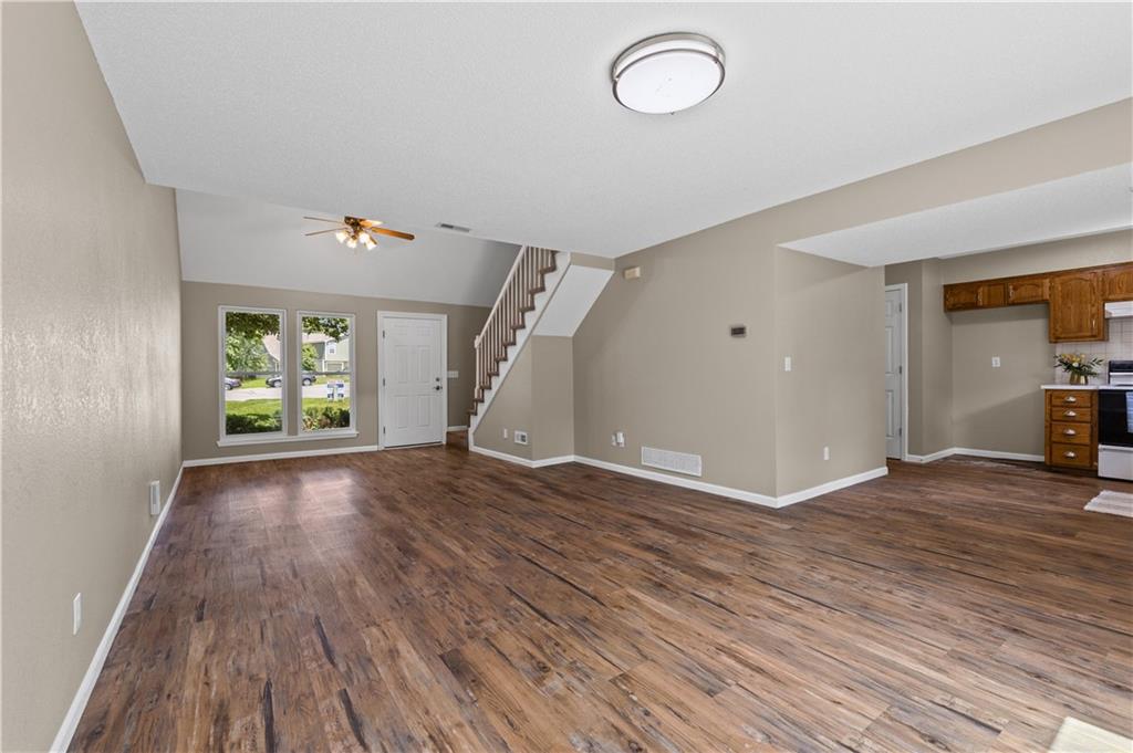 Photo 7 of 760 Spring Circle