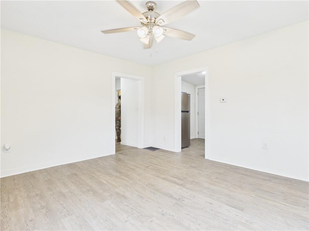 Photo 6 of 409 W Culton Street