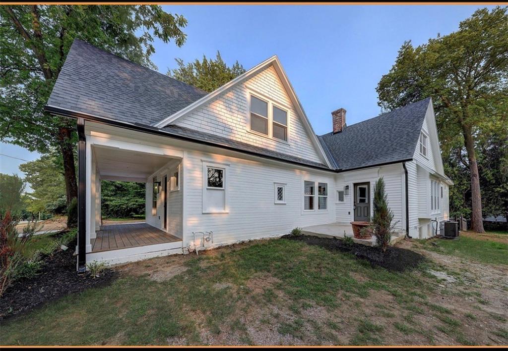 Photo 5 of 10015 Johnson Drive