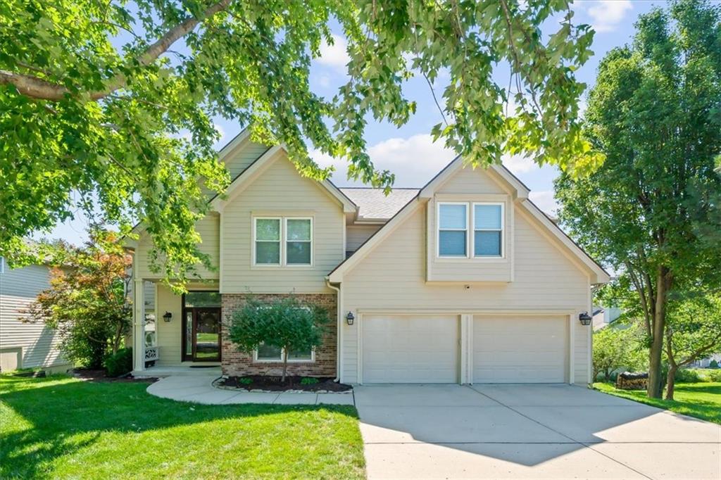 Photo of 7801 N Revere Drive