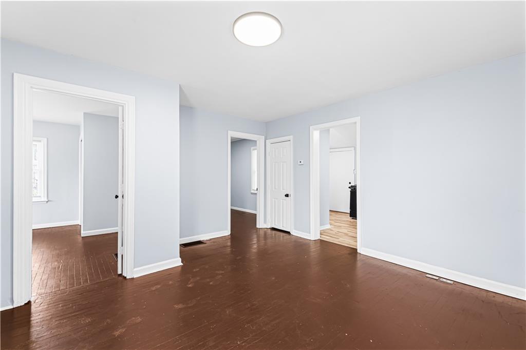 Photo 3 of 2527 S 13th Street