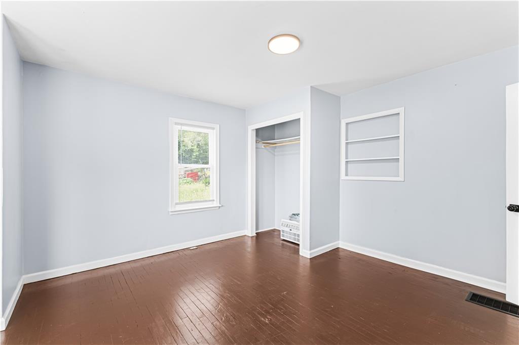 Photo 6 of 2527 S 13th Street