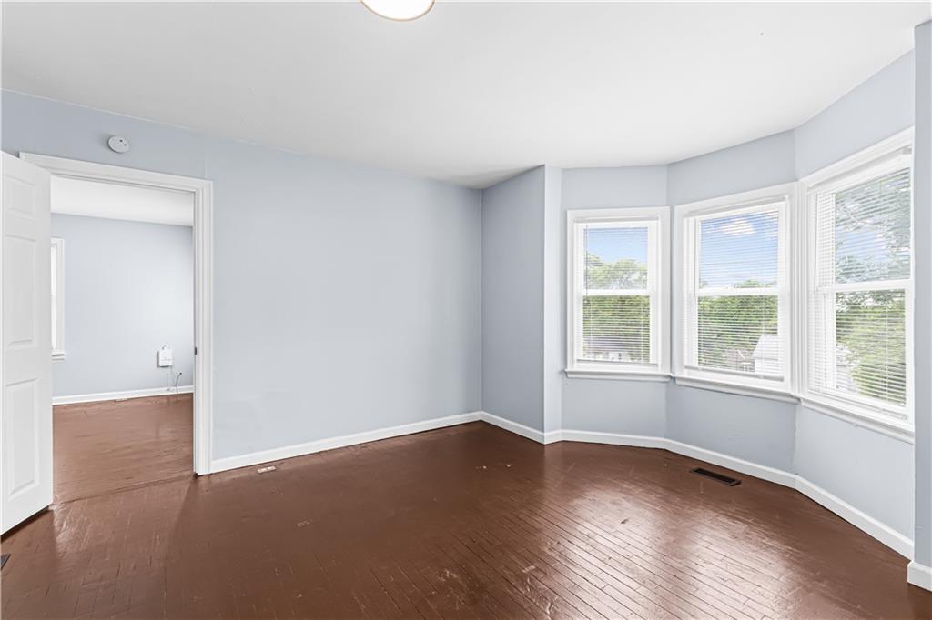 Photo 7 of 2527 S 13th Street