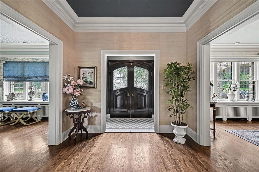 Photo 4 of 1246 W 59th Street