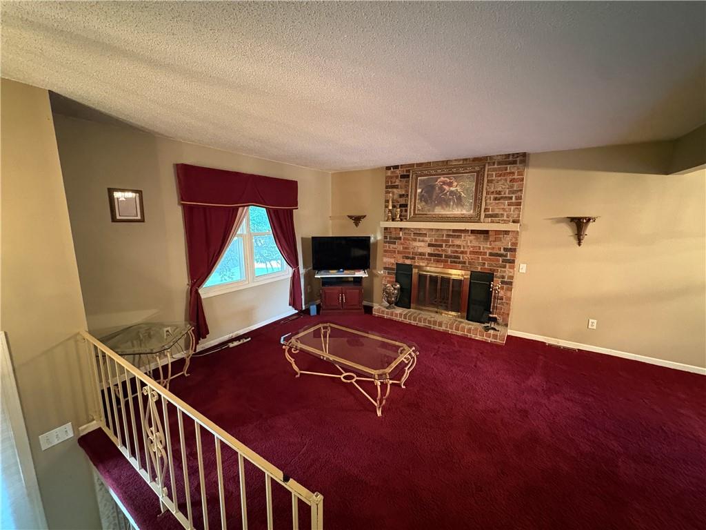 Photo 4 of 1404 NW Sandalwood Court