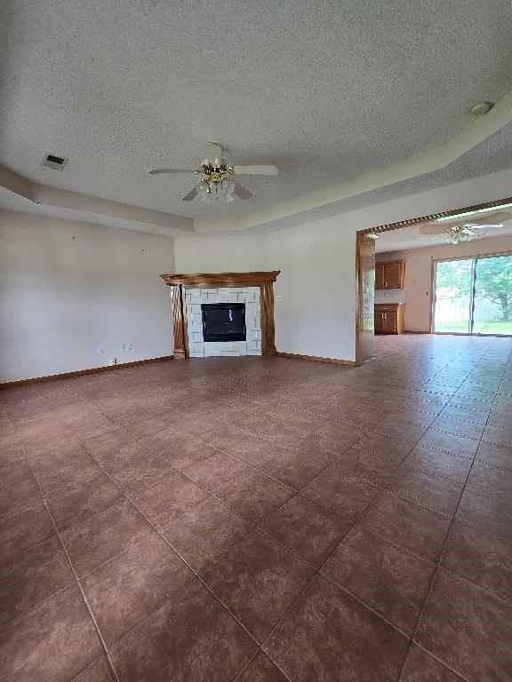 Photo 3 of 1208 Aspen Drive