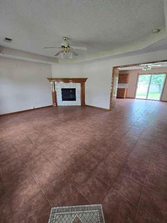 Photo 5 of 1208 Aspen Drive