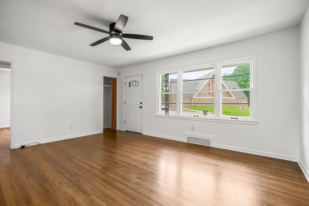 Photo 6 of 616 S Lee Avenue