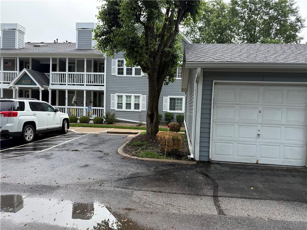 Photo 4 of 4027 S Crysler Avenue #1