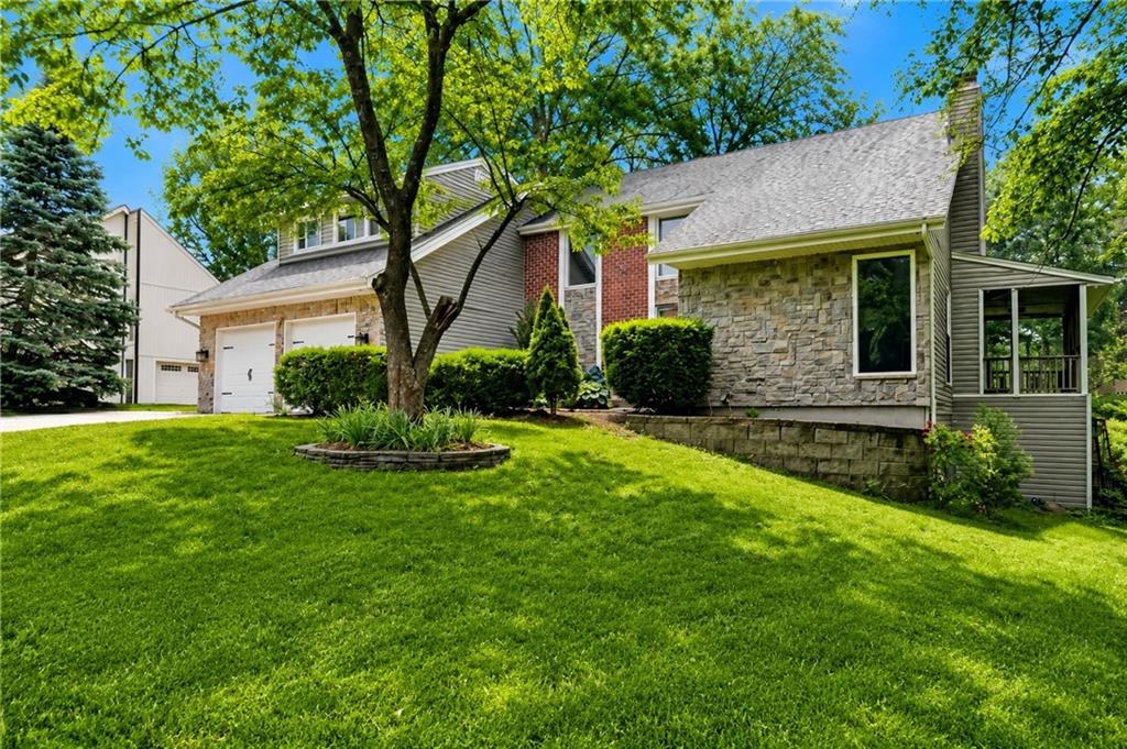 Photo 2 of 12343 Pinehurst Drive
